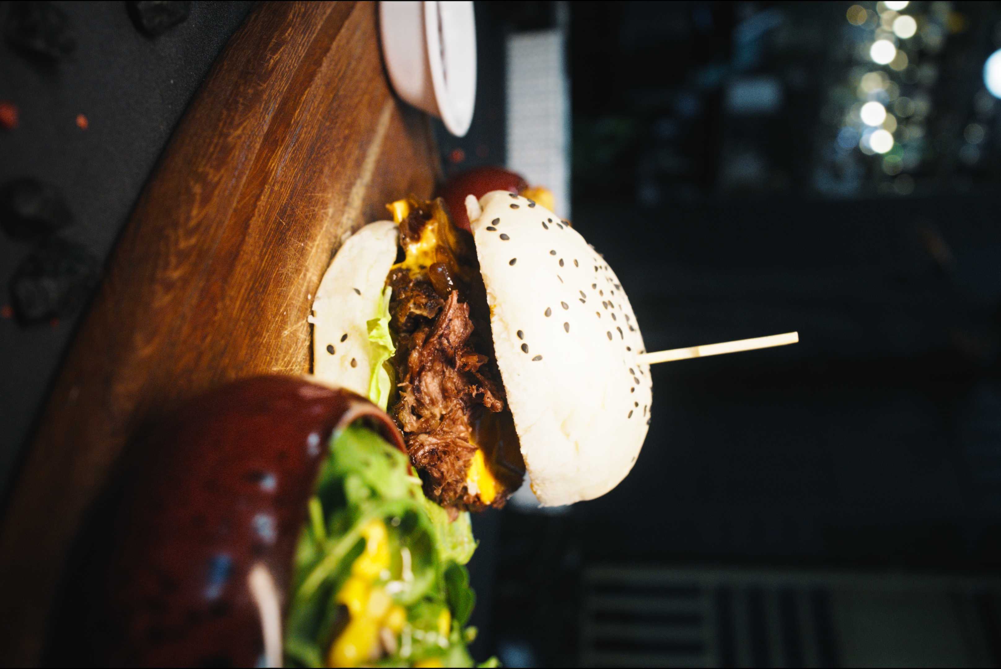 BURGER MARA